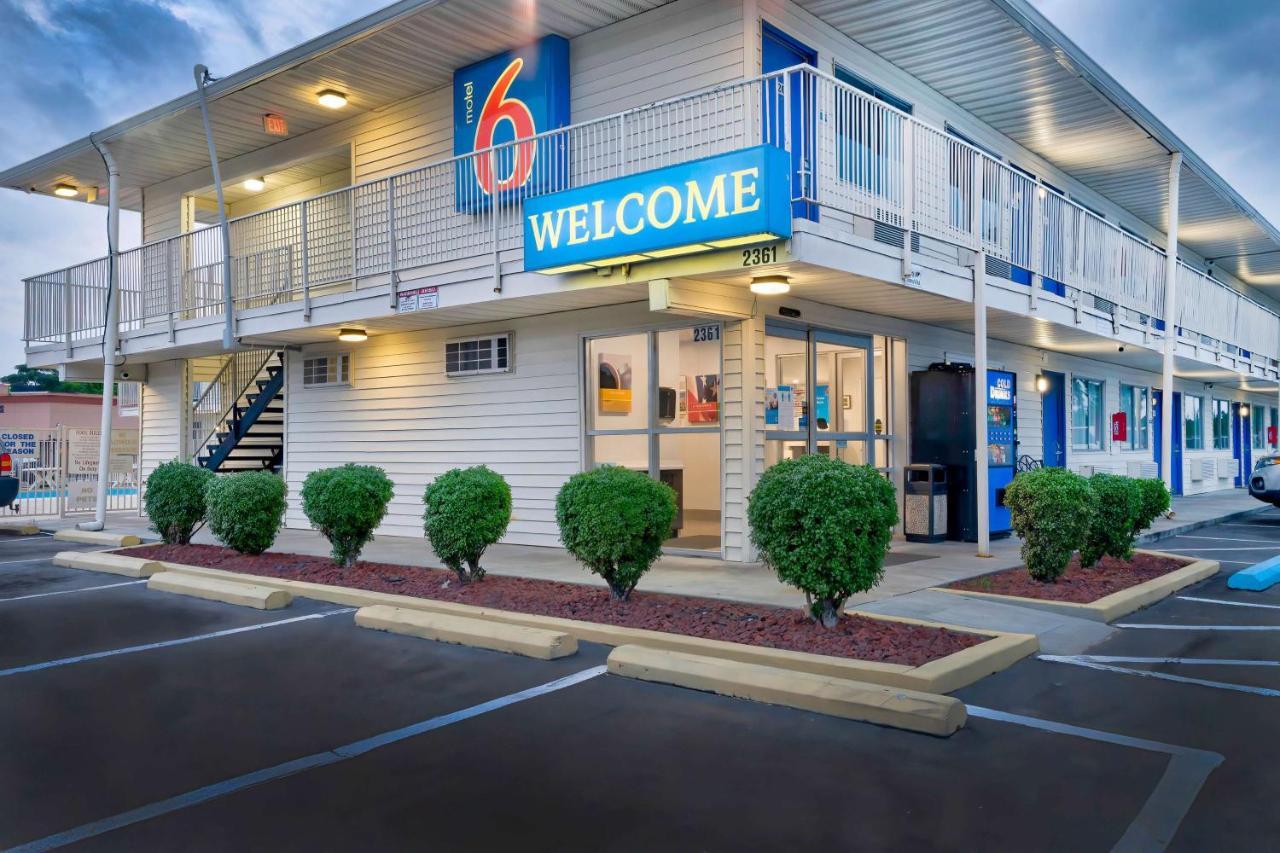 Motel 6-Lumberton, NC Buitenkant foto