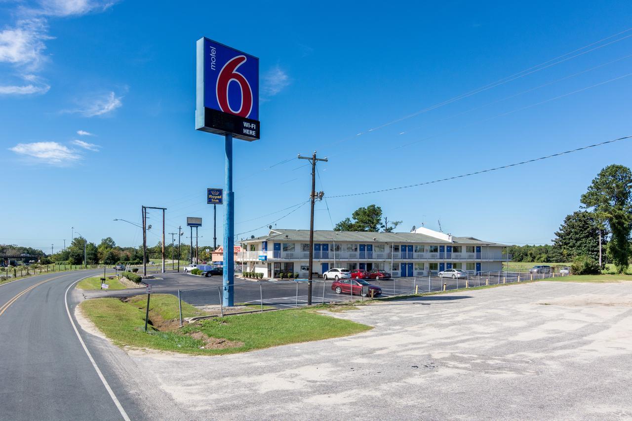 Motel 6-Lumberton, NC Buitenkant foto