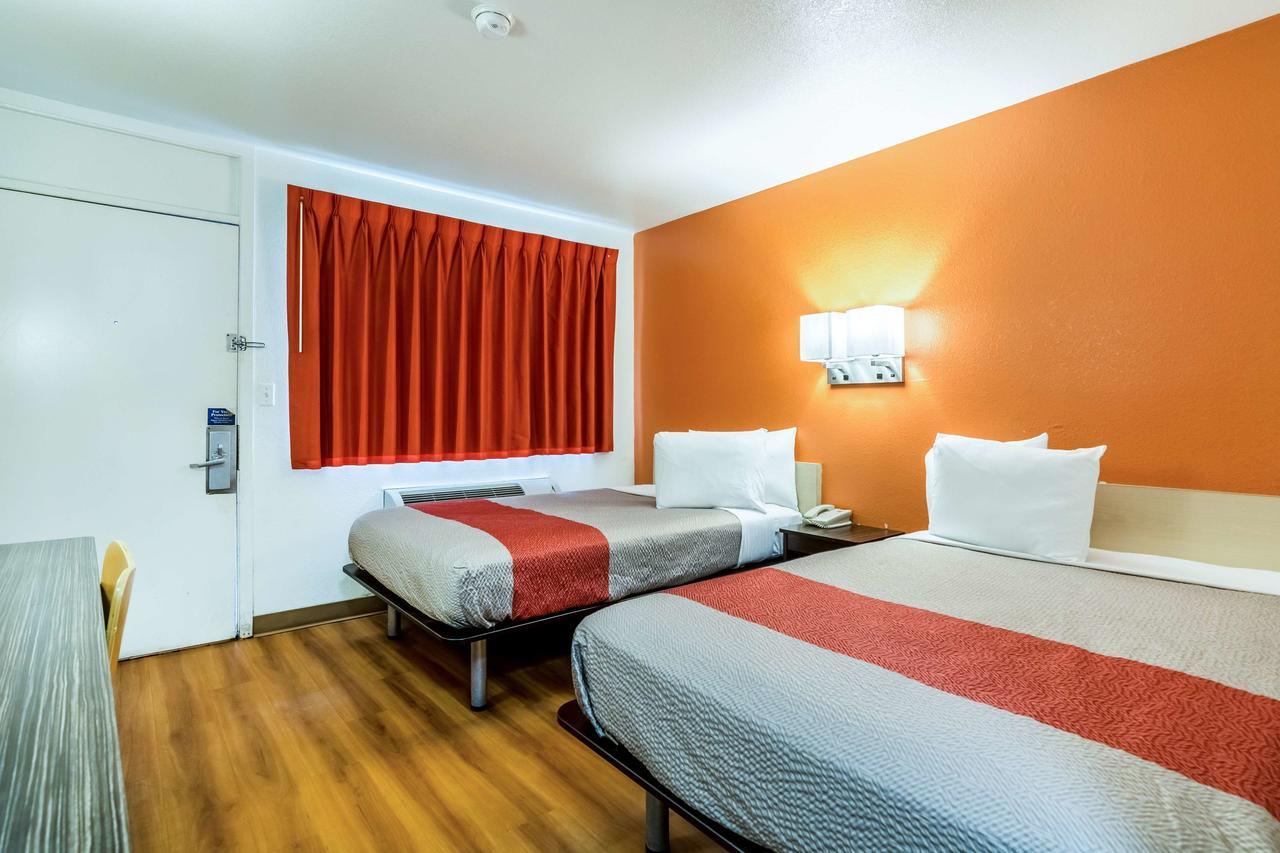 Motel 6-Lumberton, NC Buitenkant foto